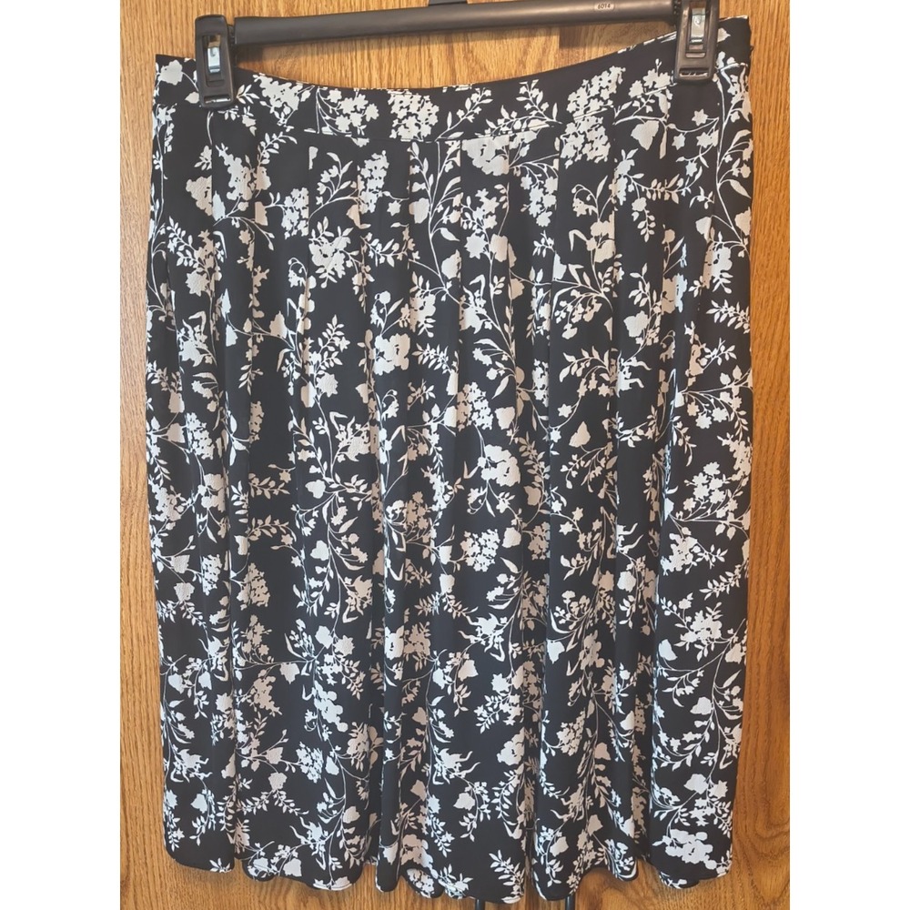 Talbots Floral Pleated Chiffon Lined Midi Skirt-  Bohemian Style - Size 10